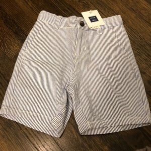 NWT Janie and jack Blue/white stripe shorts